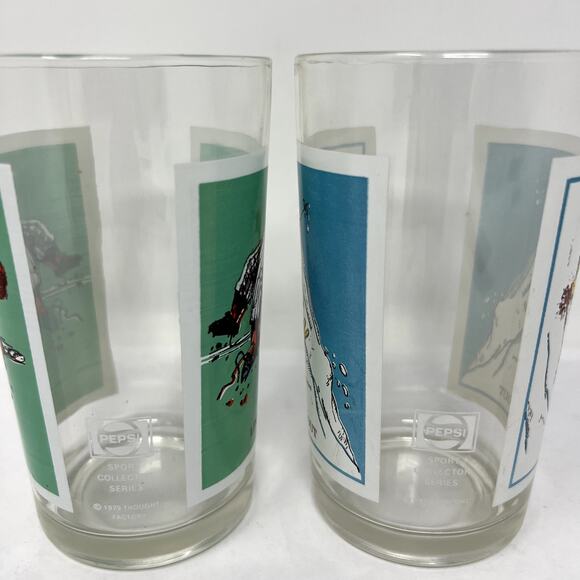 Set of 2 Vintage Pepsi Sport Collector Glass Psyche Out 1979 Gary Patterson Line - Picture 9 of 9